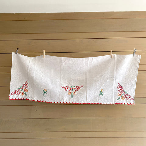 Vintage Hemp Embroidered Shelf Liner