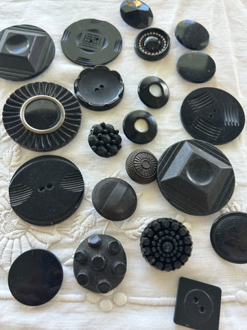 Antique Black Button Mix